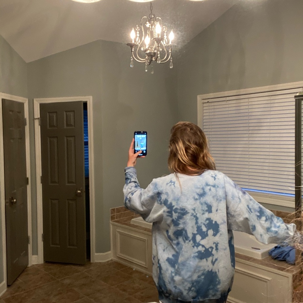 tie dye sweatshirt